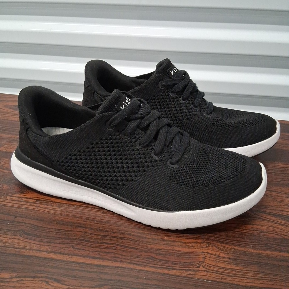 Kizik Lima Sneaker Shoe Womens 9.5 Mens 8 Unisex Hands Free Comfort Black NICE!